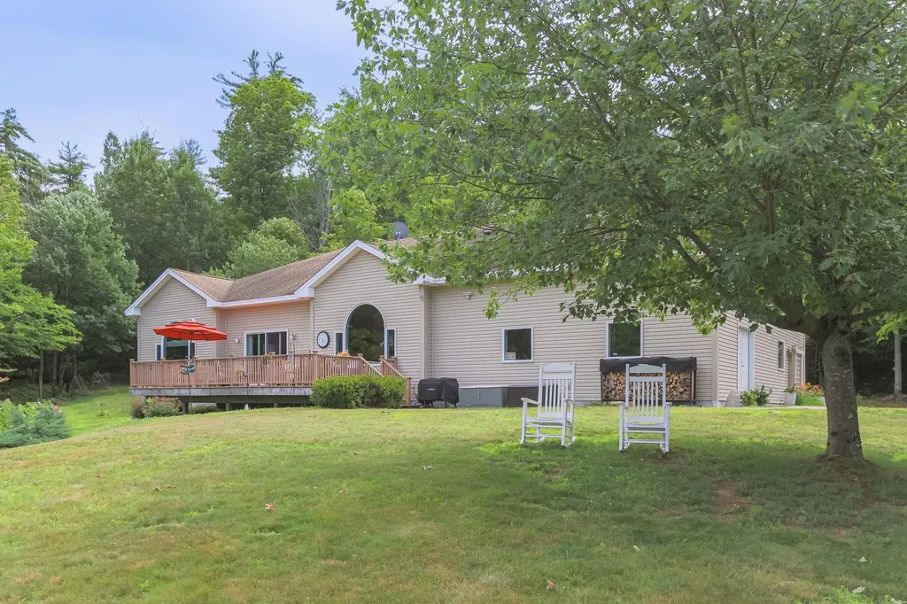 259 Old Lake Shore Road Gilford NH 03249
