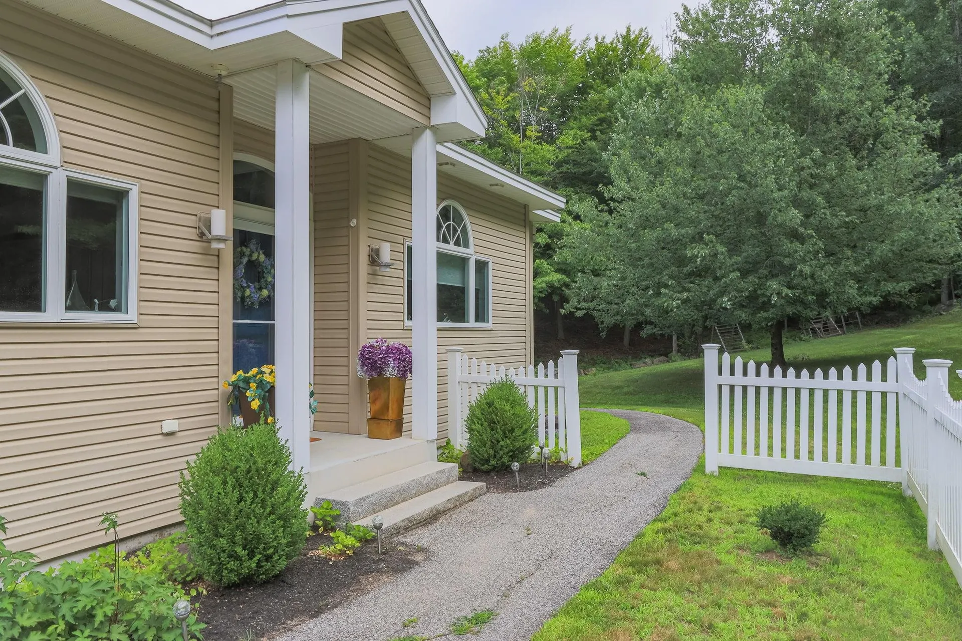 259 Old Lake Shore Road Gilford NH 03249