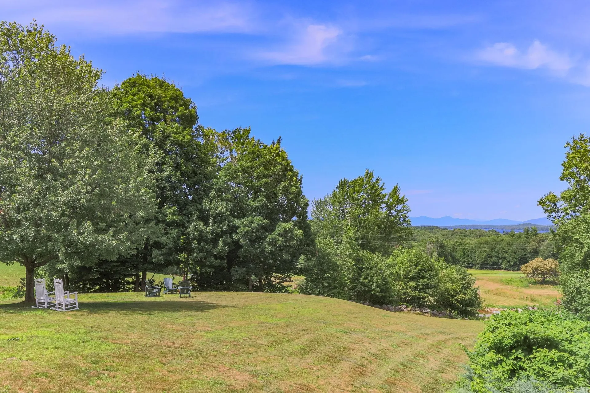 259 Old Lake Shore Road Gilford NH 03249
