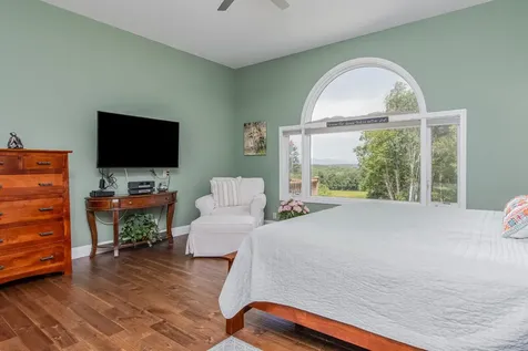 259 Old Lake Shore Road Gilford NH 03249