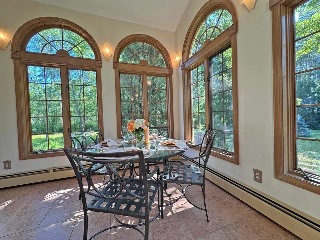 75 Meadow Drive Hollis NH 03049