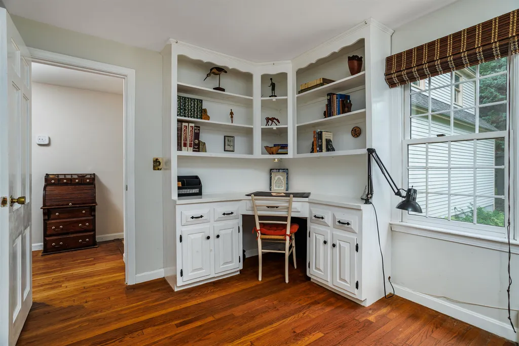 75 Meadow Drive Hollis NH 03049