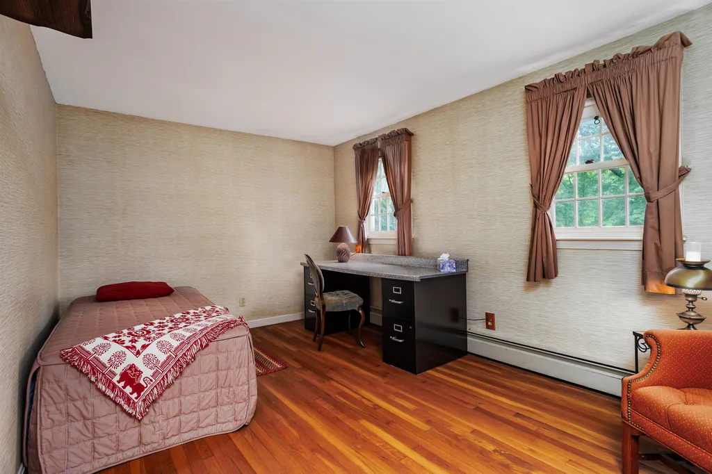 75 Meadow Drive Hollis NH 03049