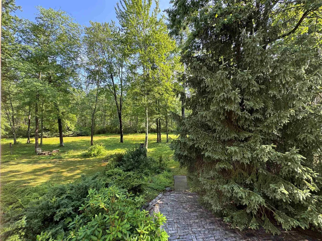 75 Meadow Drive Hollis NH 03049