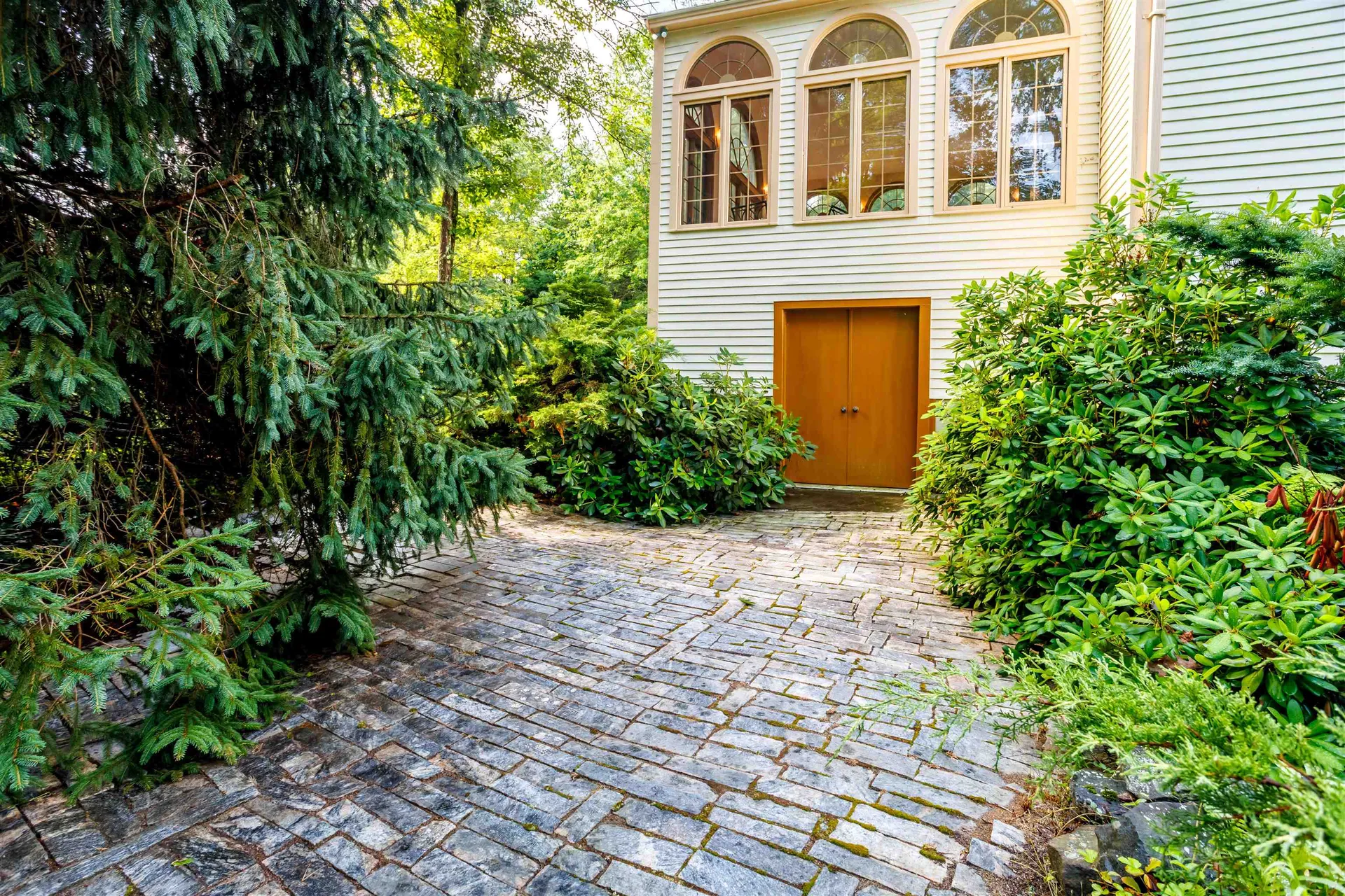 75 Meadow Drive Hollis NH 03049