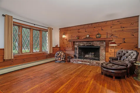 75 Meadow Drive Hollis NH 03049