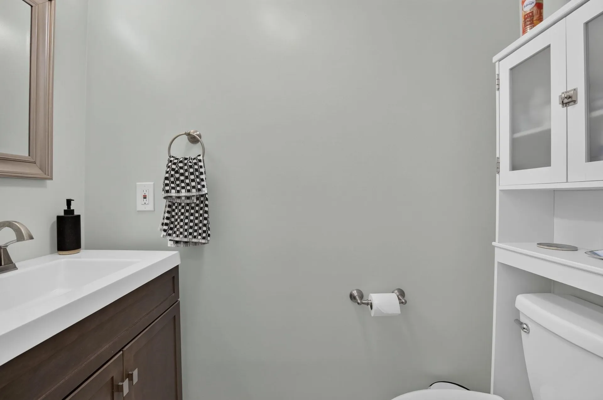 256 Stonebridge Drive Nashua NH 03063