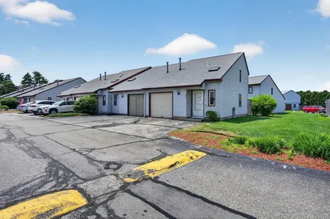 256 Stonebridge Drive Nashua NH 03063