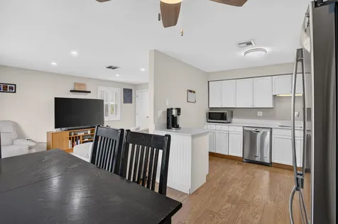 256 Stonebridge Drive Nashua NH 03063