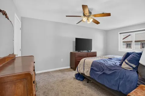256 Stonebridge Drive Nashua NH 03063