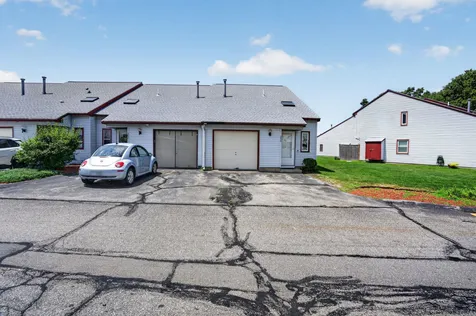 256 Stonebridge Drive Nashua NH 03063