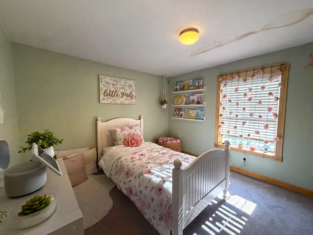 41 Pine Tree Road Newport NH 03773
