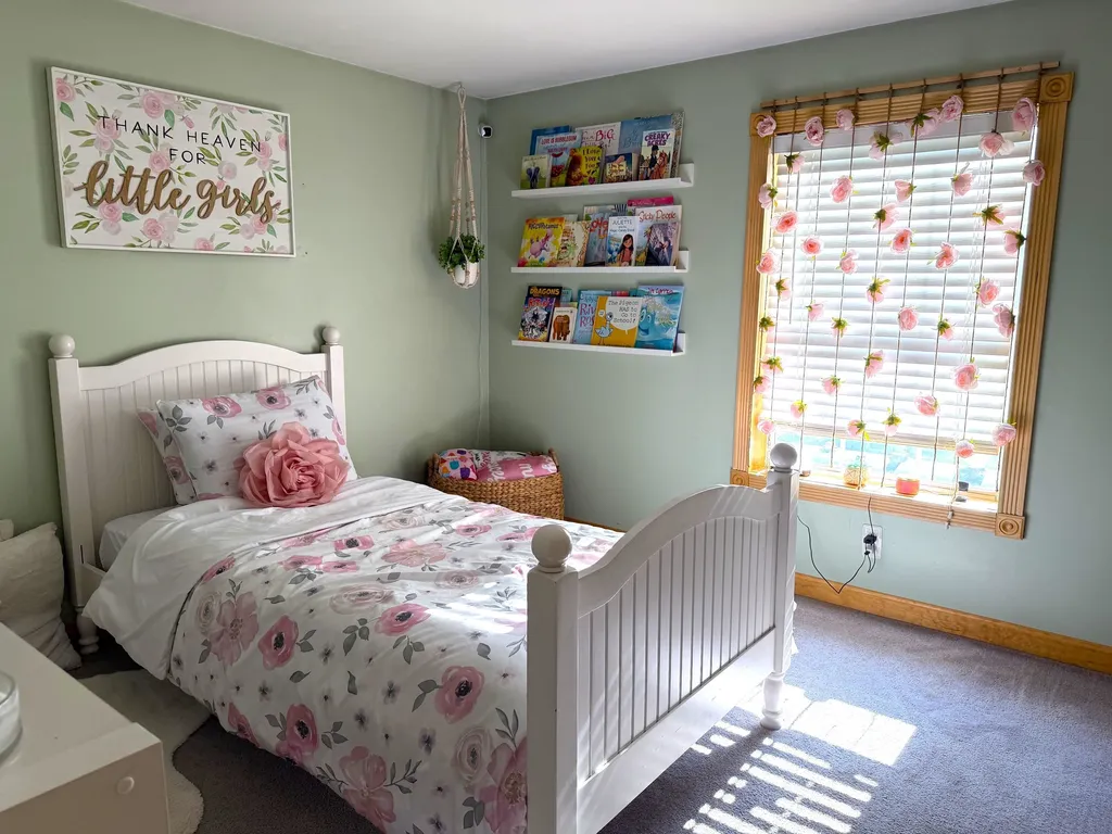 41 Pine Tree Road Newport NH 03773