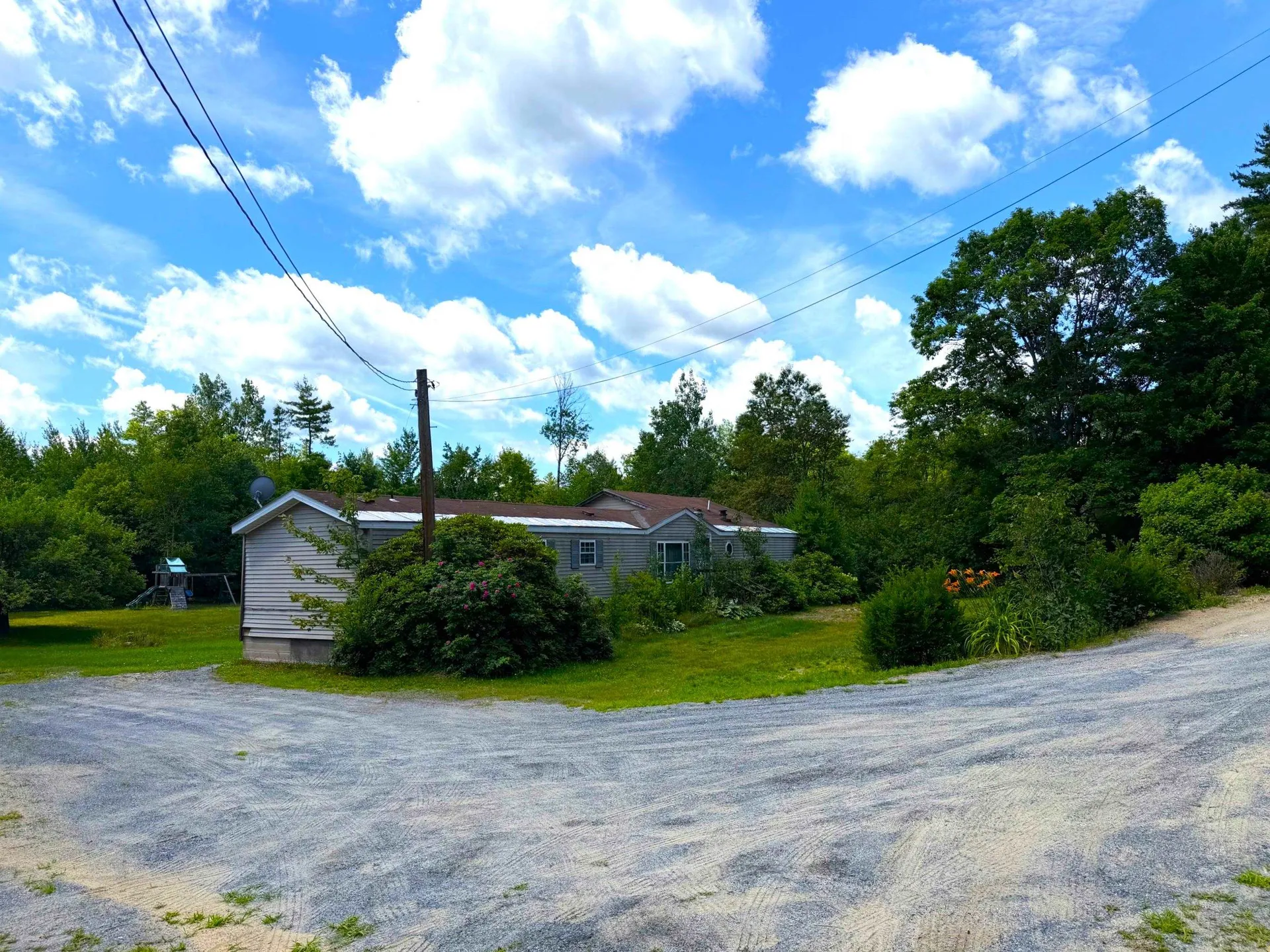 41 Pine Tree Road Newport NH 03773