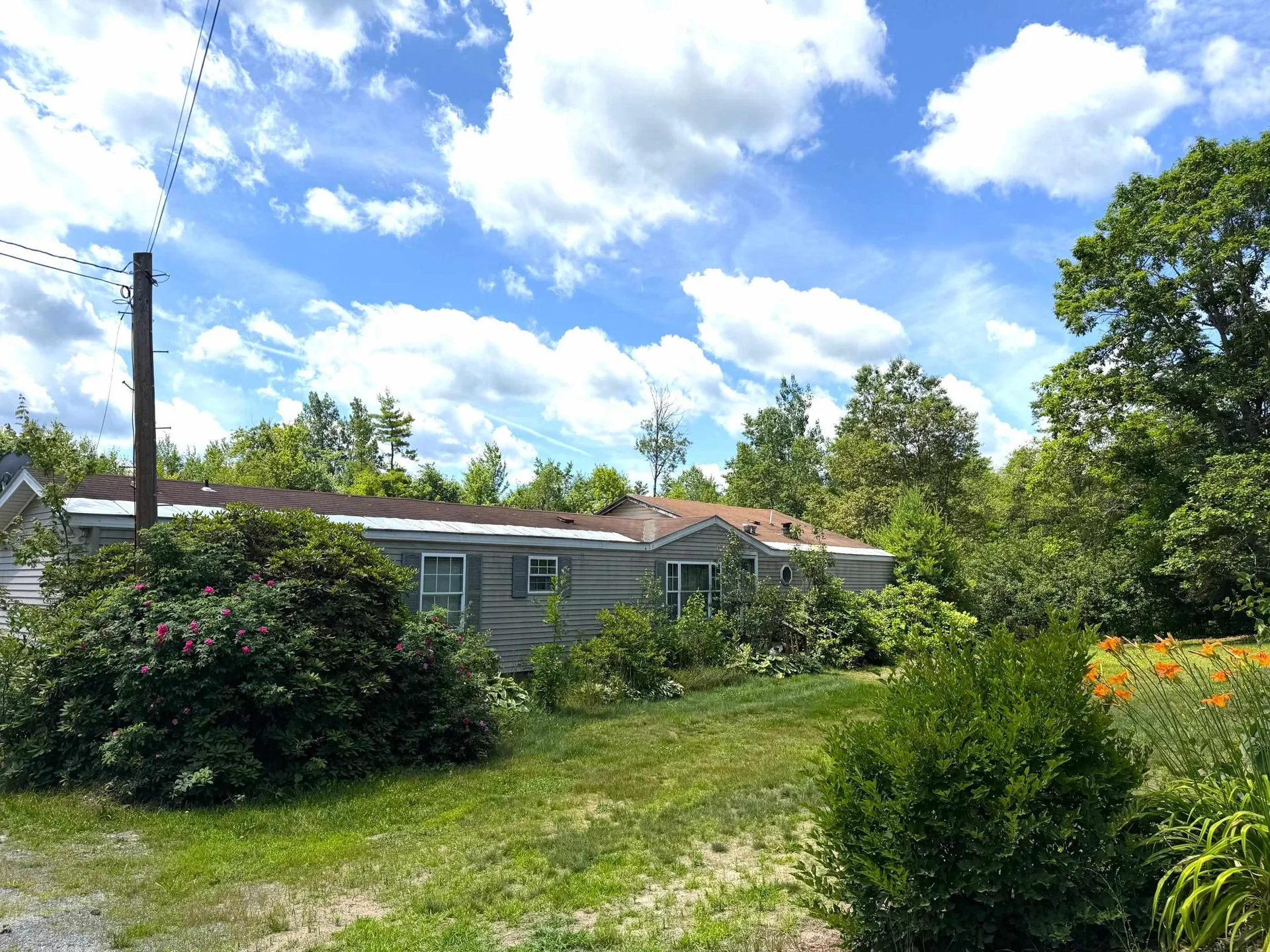 41 Pine Tree Road Newport NH 03773