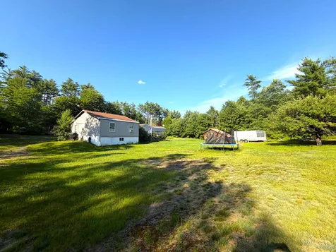 41 Pine Tree Road Newport NH 03773