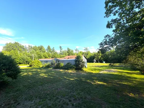 41 Pine Tree Road Newport NH 03773