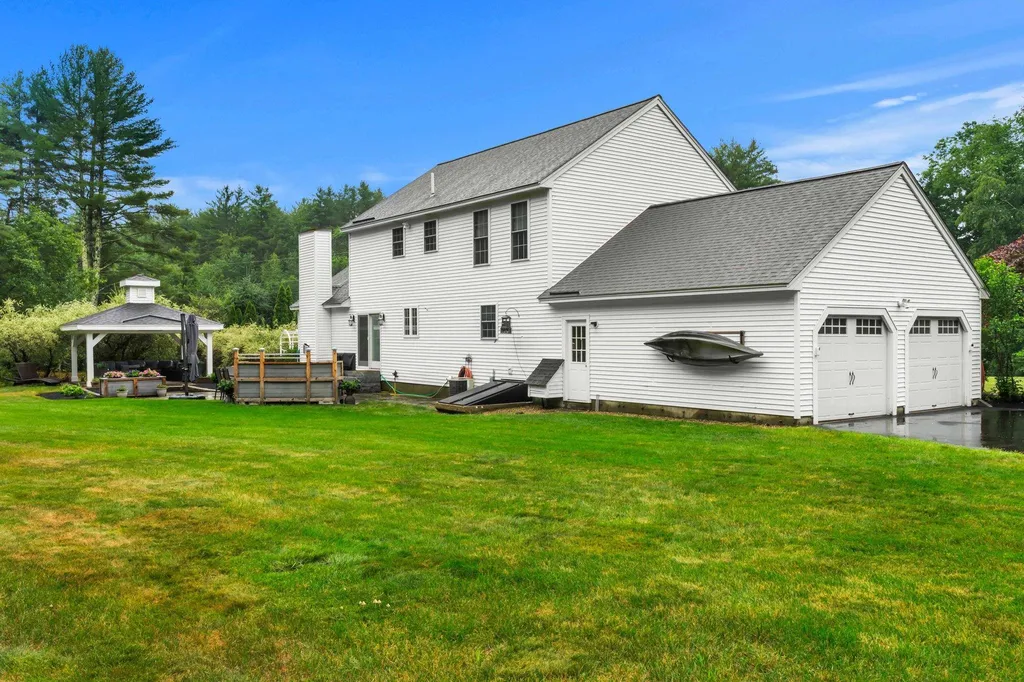52 Oak Hill Rd Road Brookline NH 03033