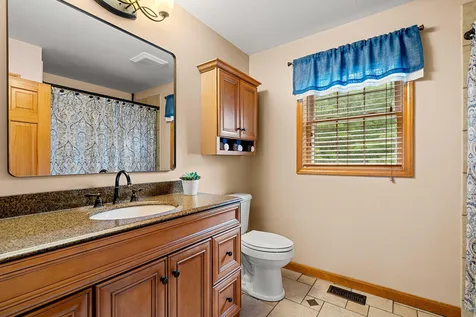 52 Oak Hill Rd Road Brookline NH 03033