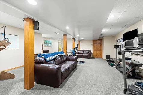 52 Oak Hill Rd Road Brookline NH 03033