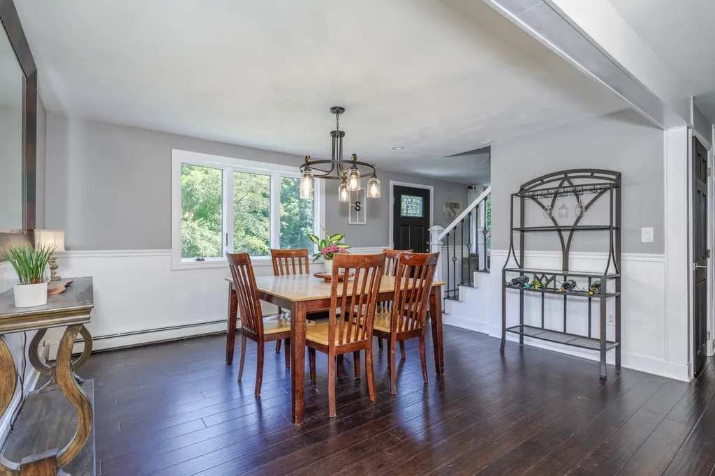 10 Collins Avenue Merrimack NH 03054