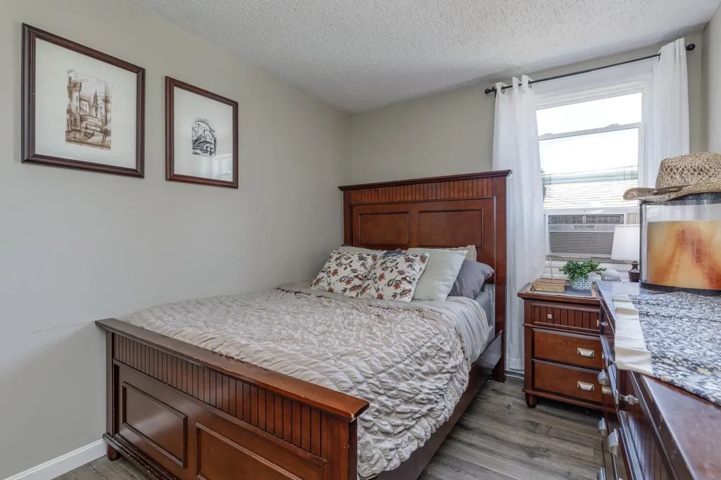 10 Collins Avenue Merrimack NH 03054