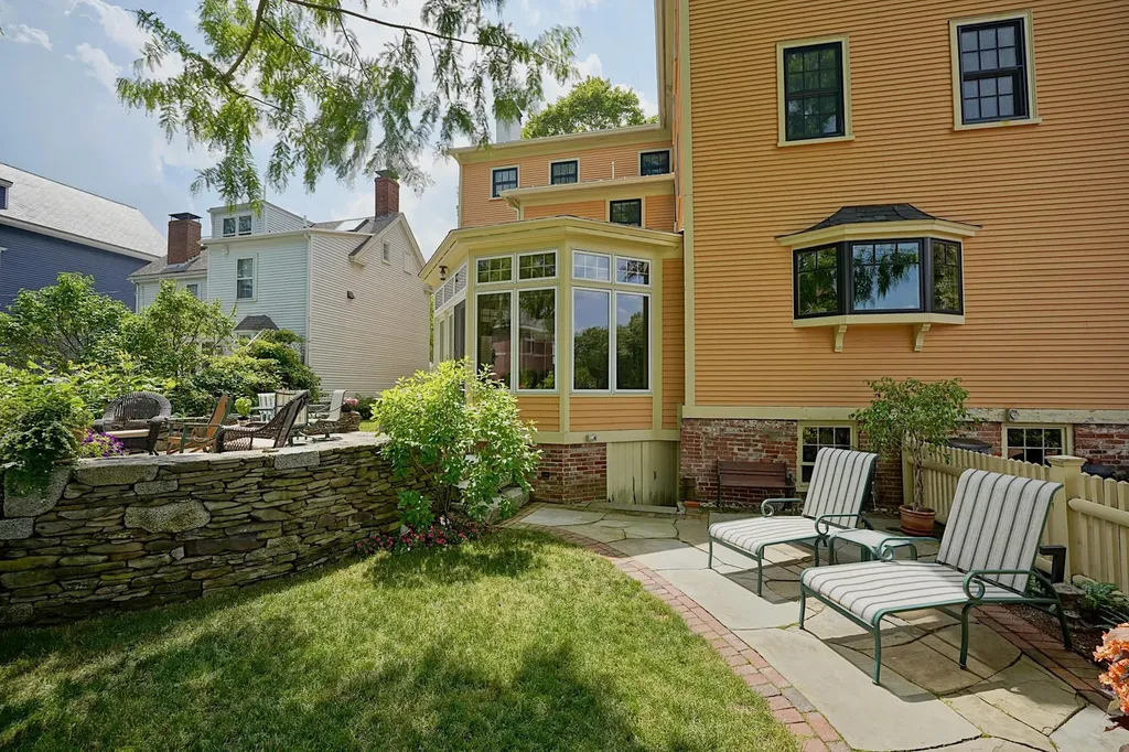 69 Richards Avenue Portsmouth NH 03801
