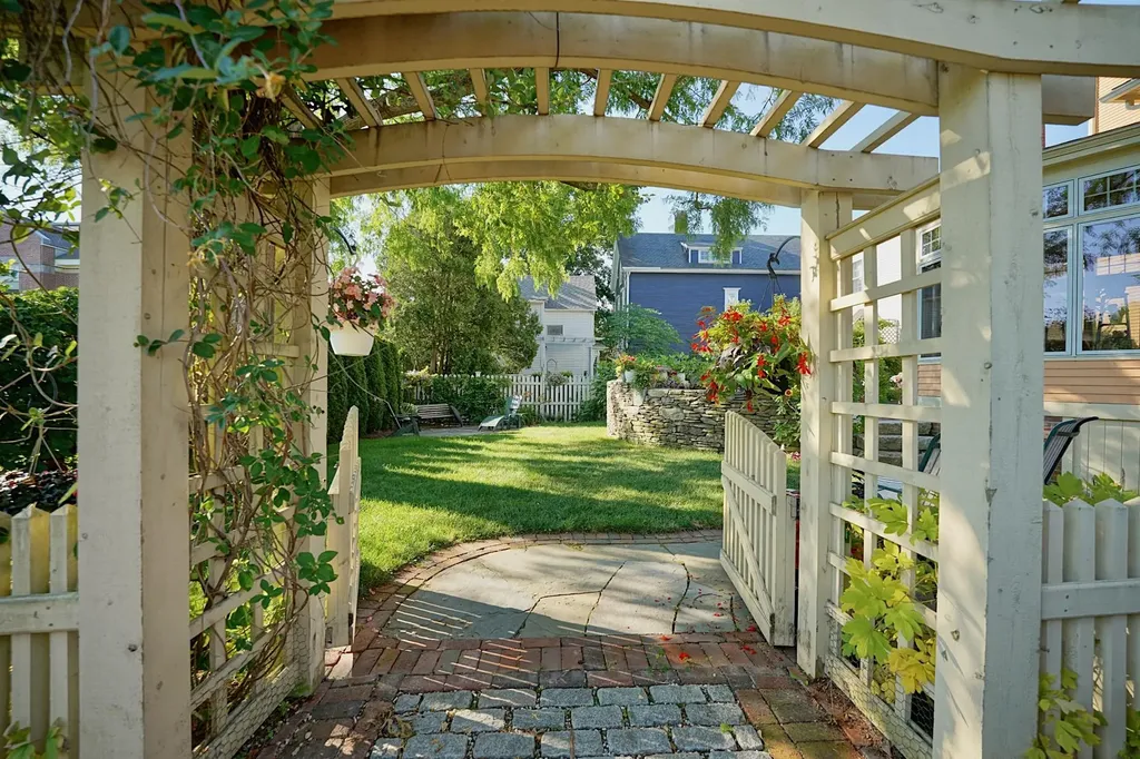 69 Richards Avenue Portsmouth NH 03801