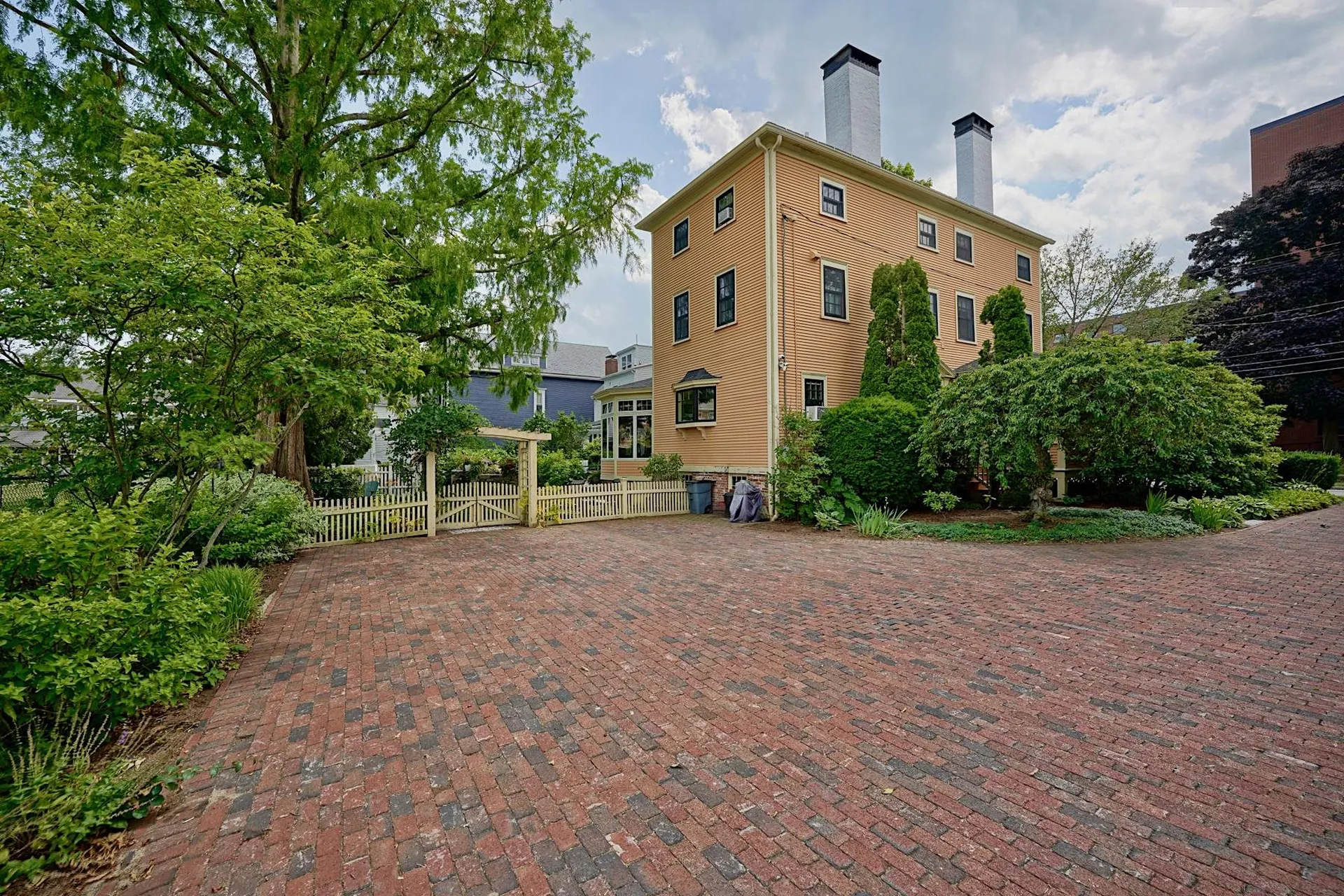 69 Richards Avenue Portsmouth NH 03801