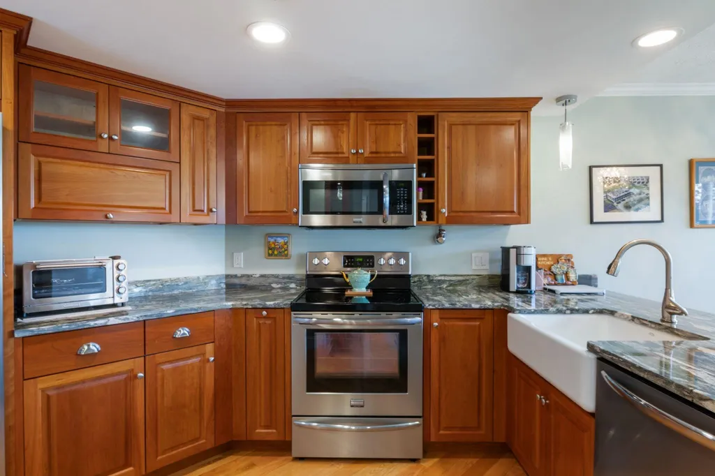 939 Ocean Boulevard Hampton NH 03842