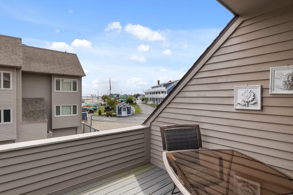 939 Ocean Boulevard Hampton NH 03842