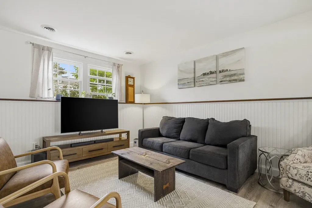 415 High Street Hampton NH 03842