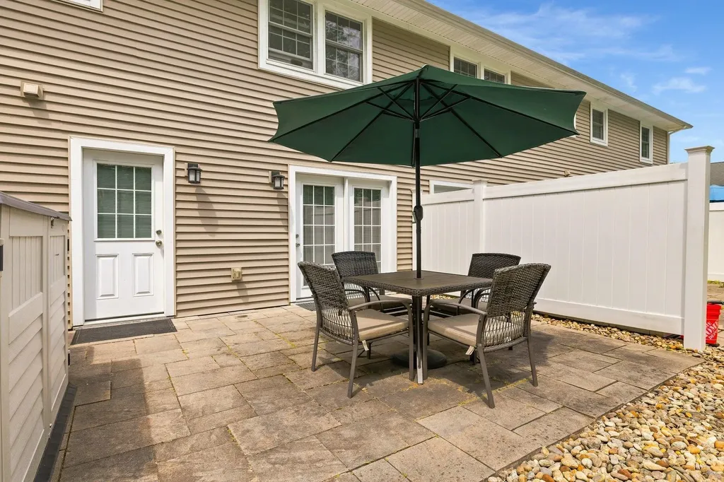 415 High Street Hampton NH 03842