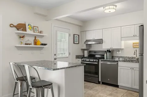 415 High Street Hampton NH 03842