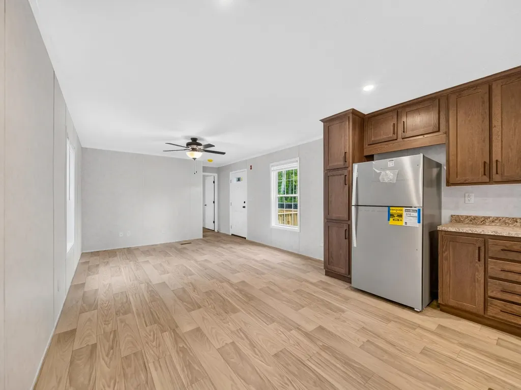 6 Diamond Lane Barrington NH 03825