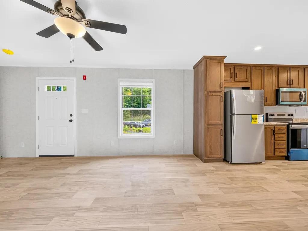 6 Diamond Lane Barrington NH 03825