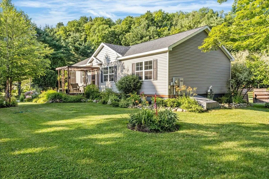 1916 West River Road Lincoln VT 05443