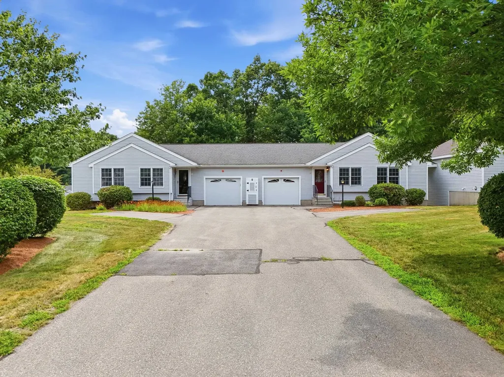 15 Rainbow Drive Londonderry NH 03053