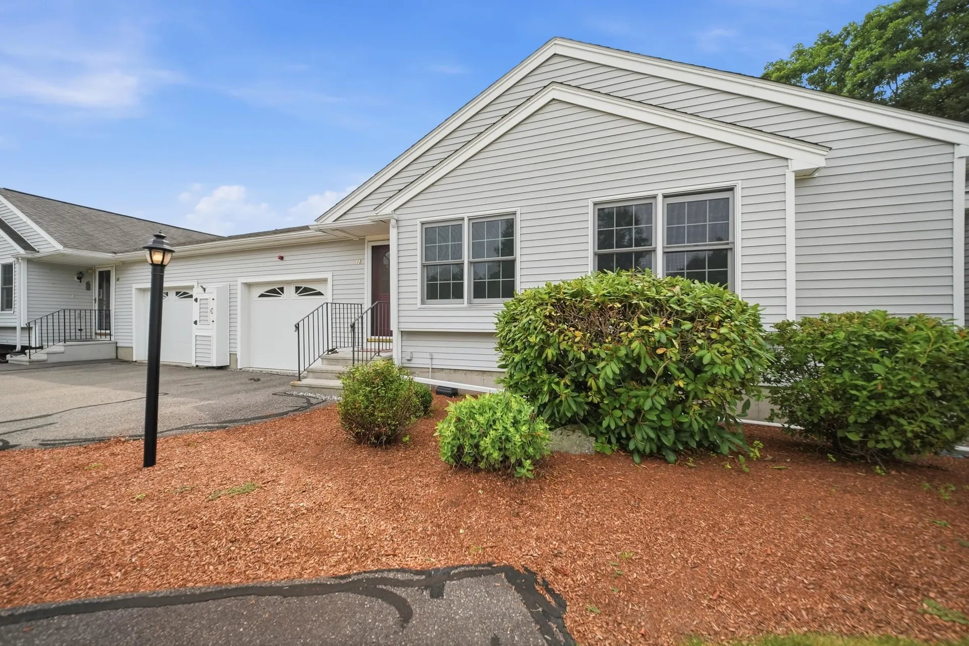 15 Rainbow Drive Londonderry NH 03053