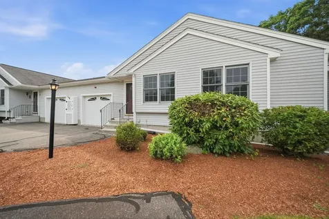 15 Rainbow Drive Londonderry NH 03053