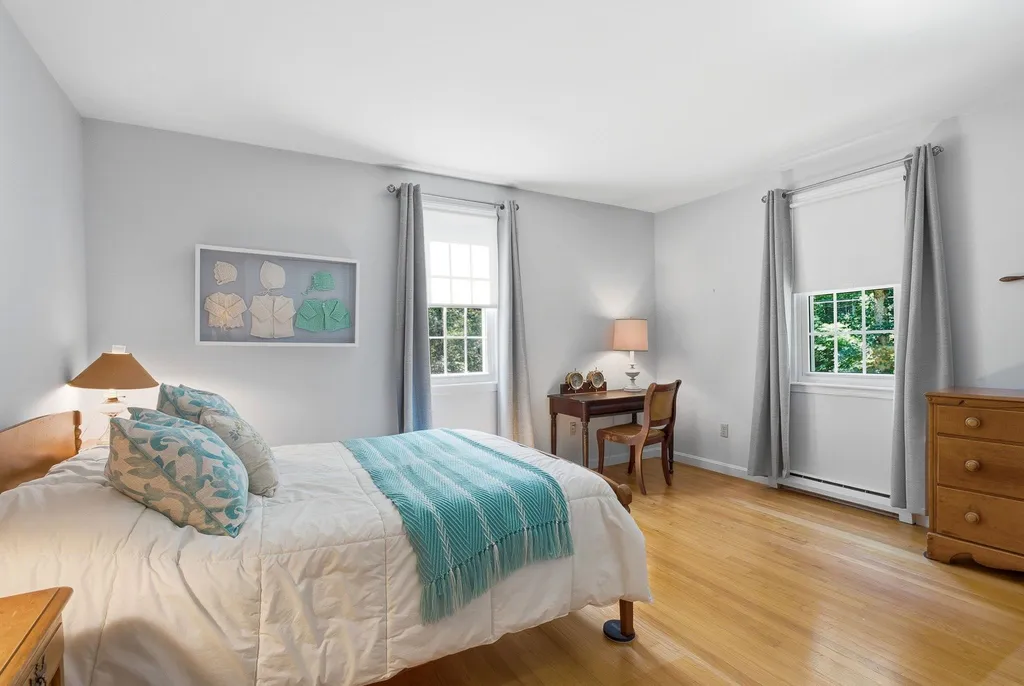 16 Williamsburg Drive Amherst NH 03031