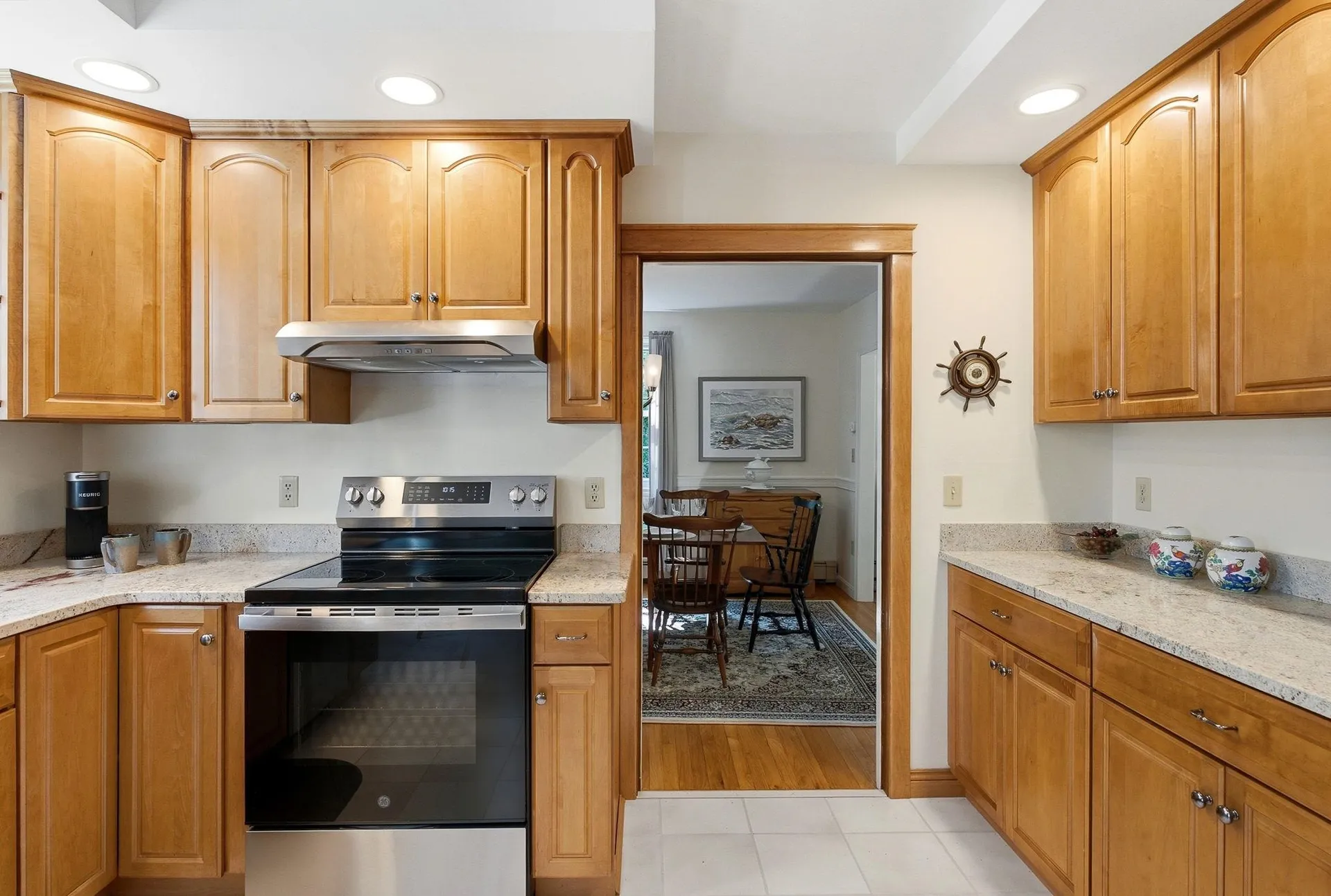 16 Williamsburg Drive Amherst NH 03031
