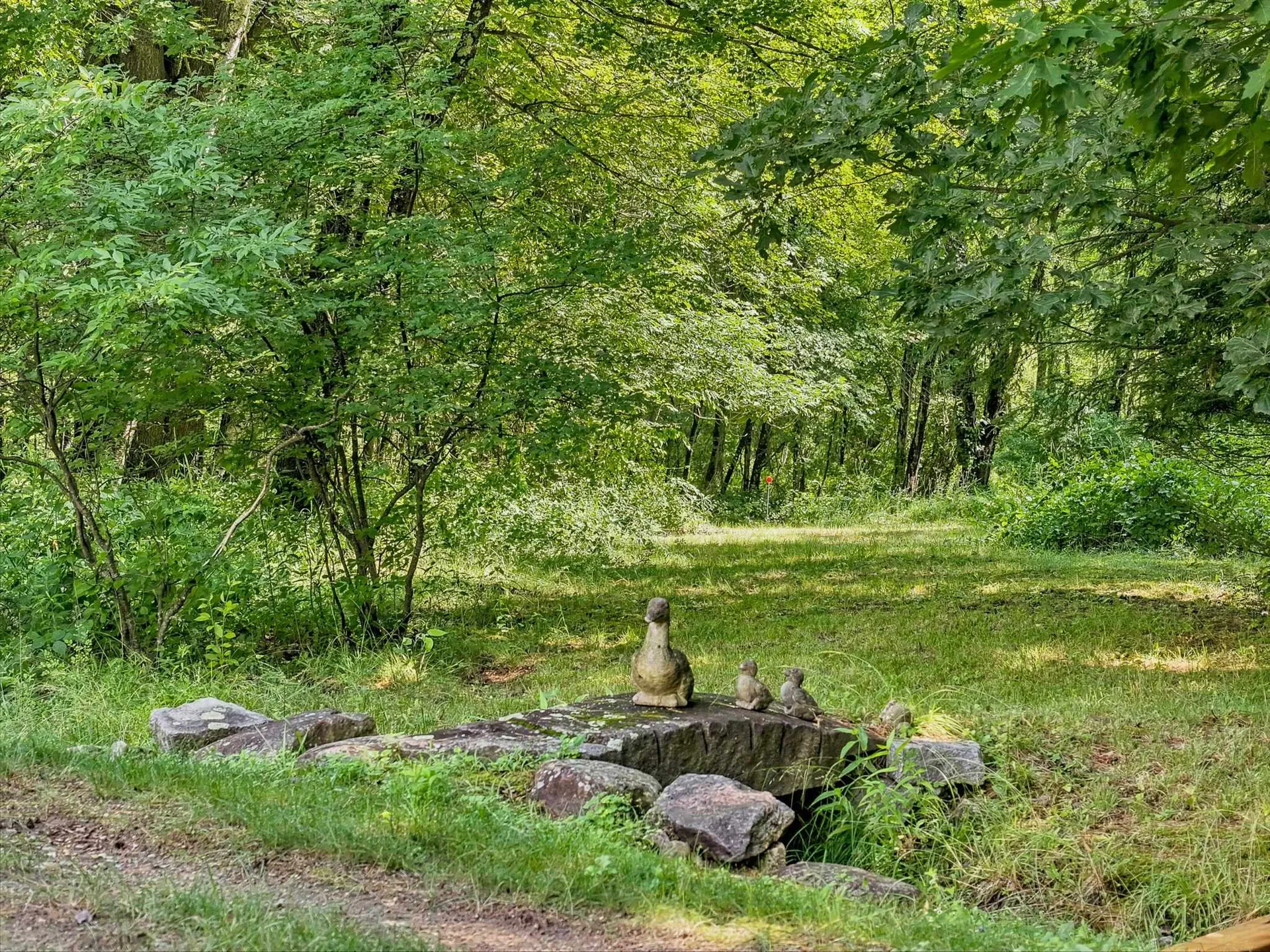 16 Williamsburg Drive Amherst NH 03031