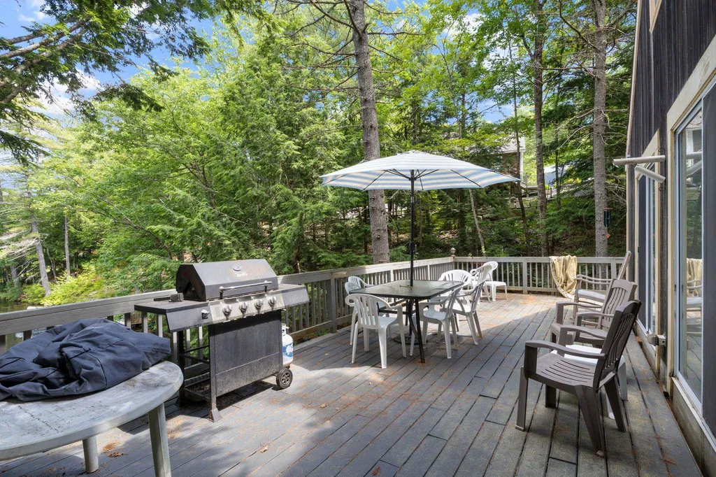 75 Black Cove Road Wakefield NH 03872