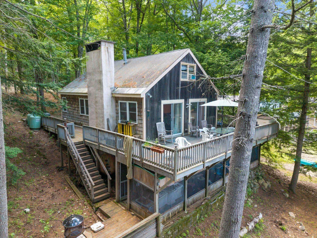 75 Black Cove Road Wakefield NH 03872