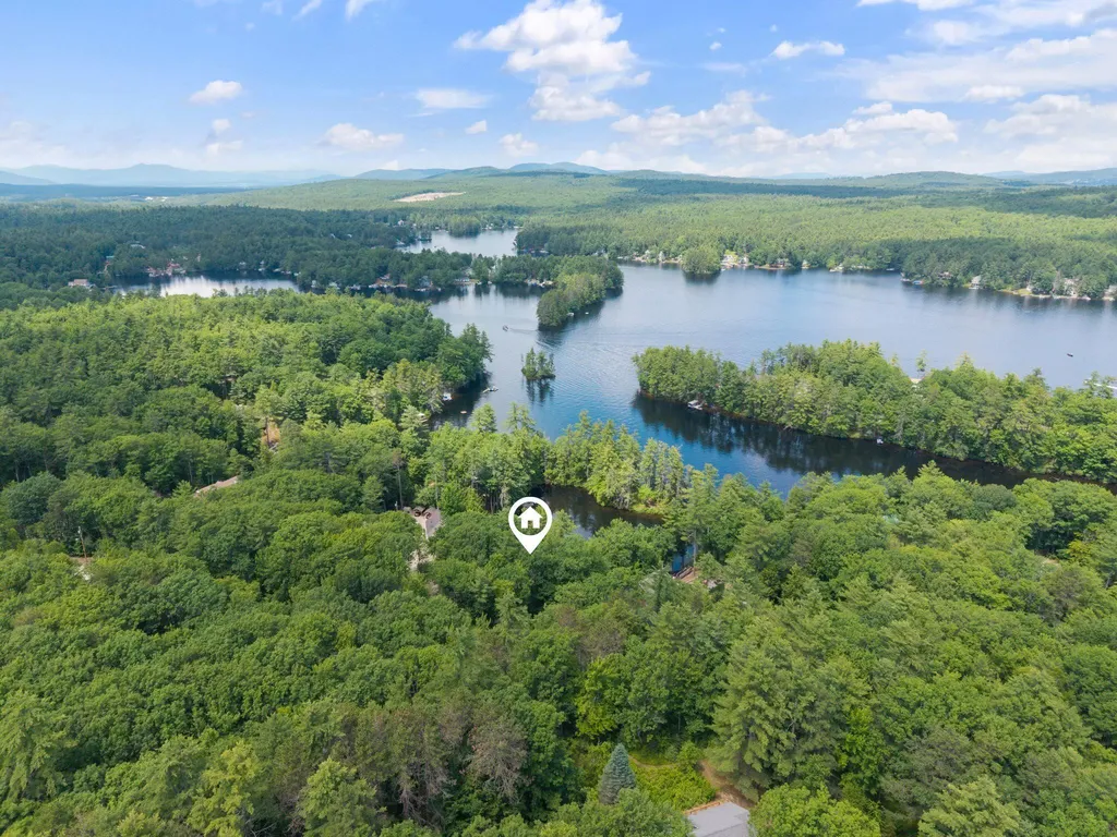 75 Black Cove Road Wakefield NH 03872
