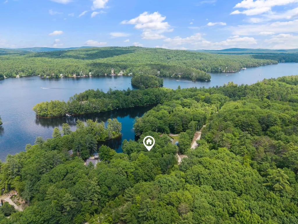 75 Black Cove Road Wakefield NH 03872