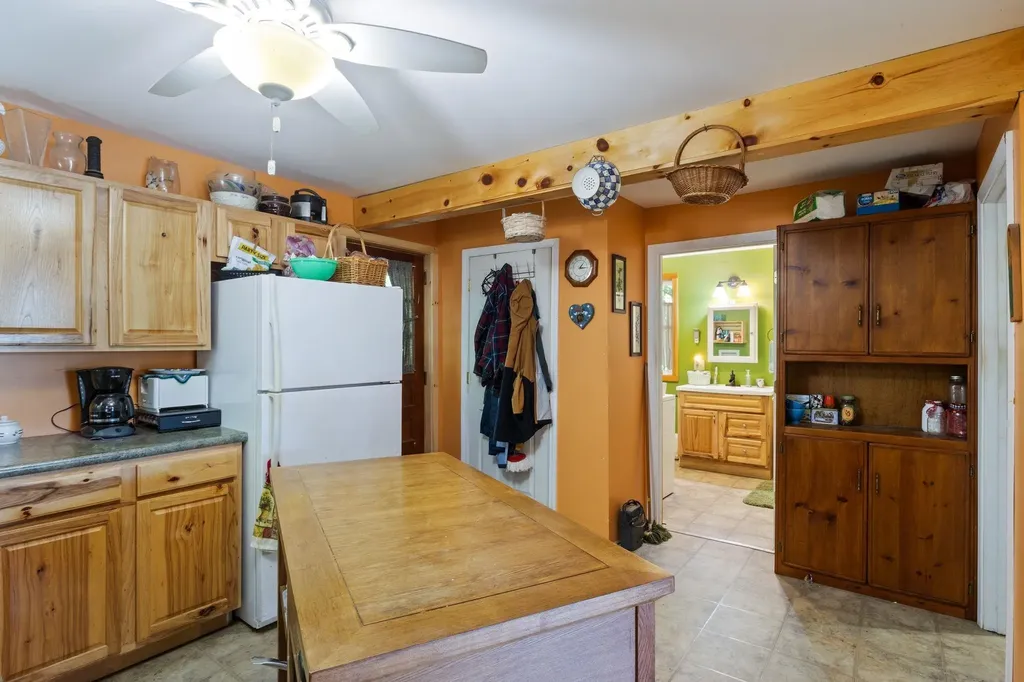 75 Black Cove Road Wakefield NH 03872
