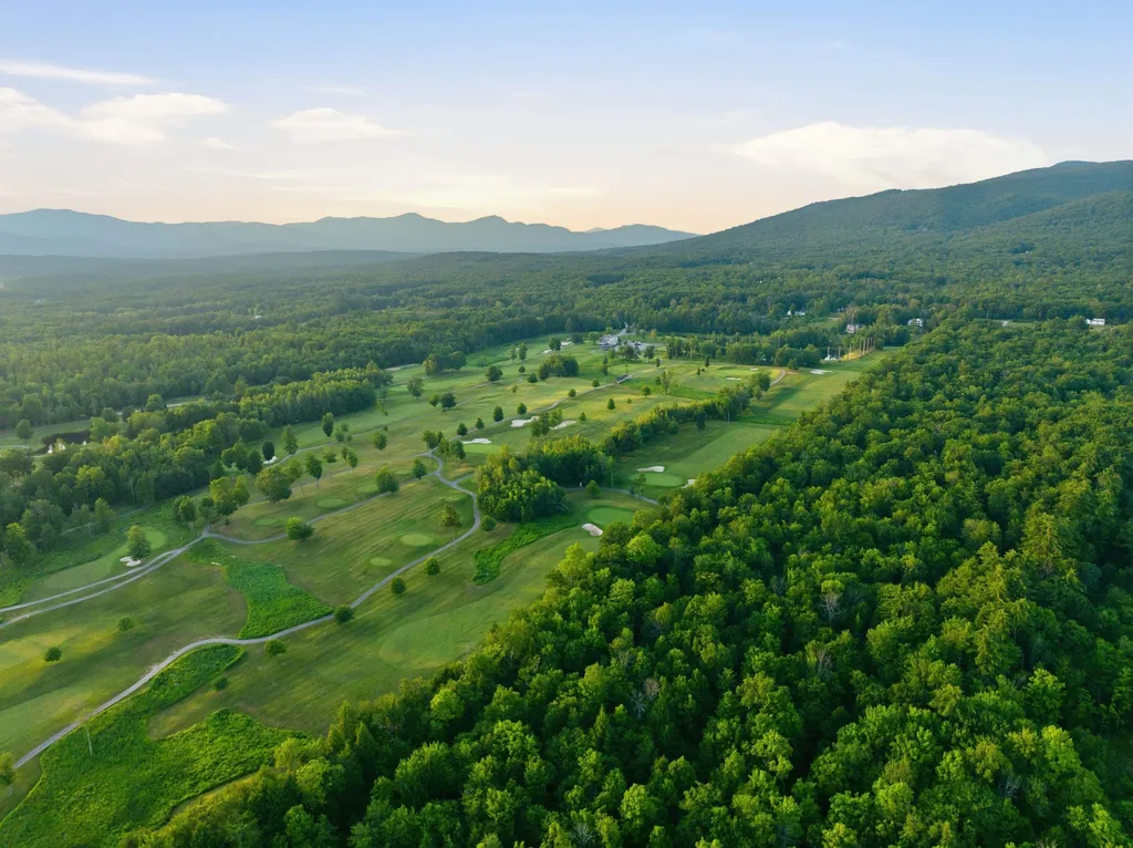 55 Mountain View Drive Moultonborough NH 03253