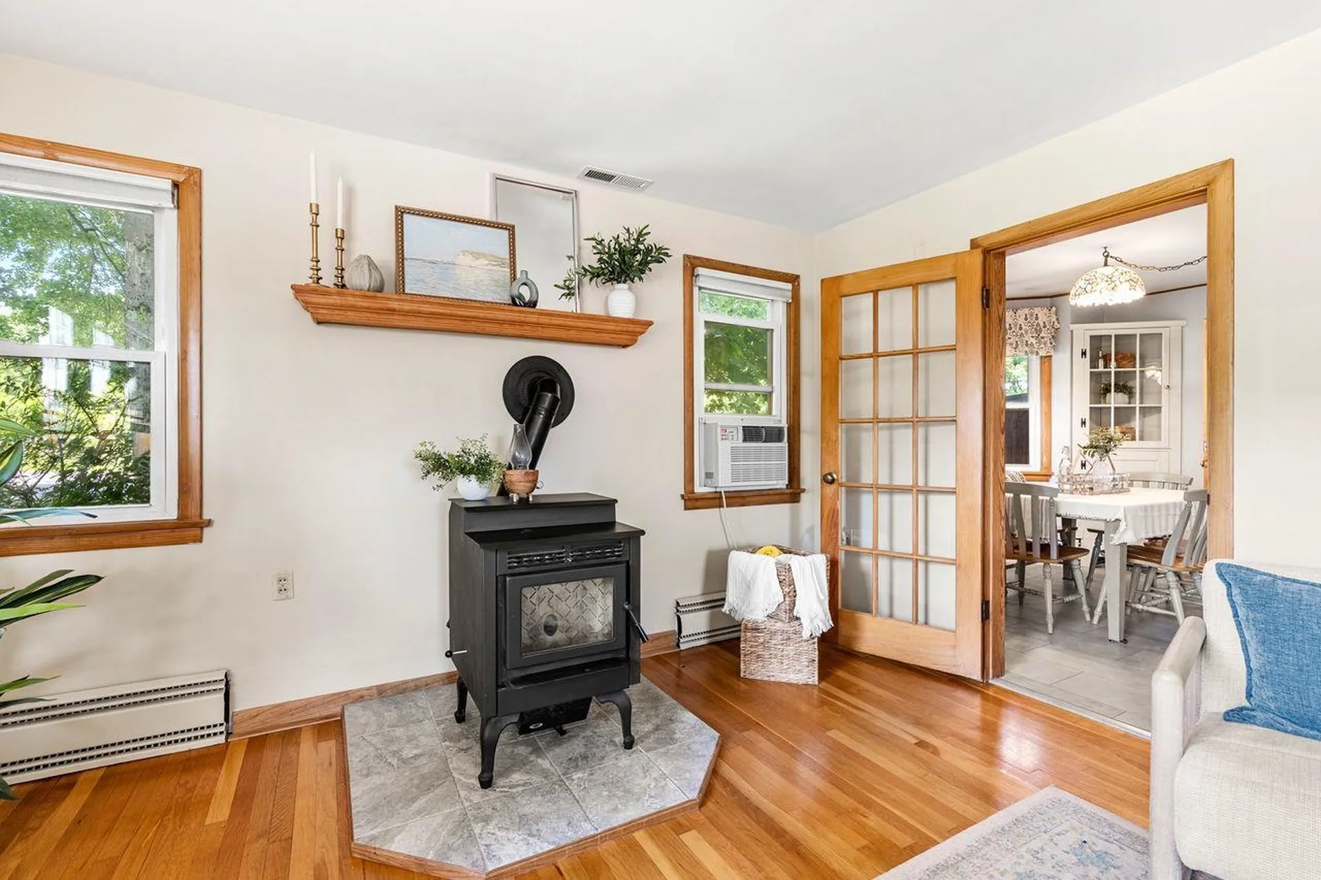 83 Violet Street Manchester NH 03102